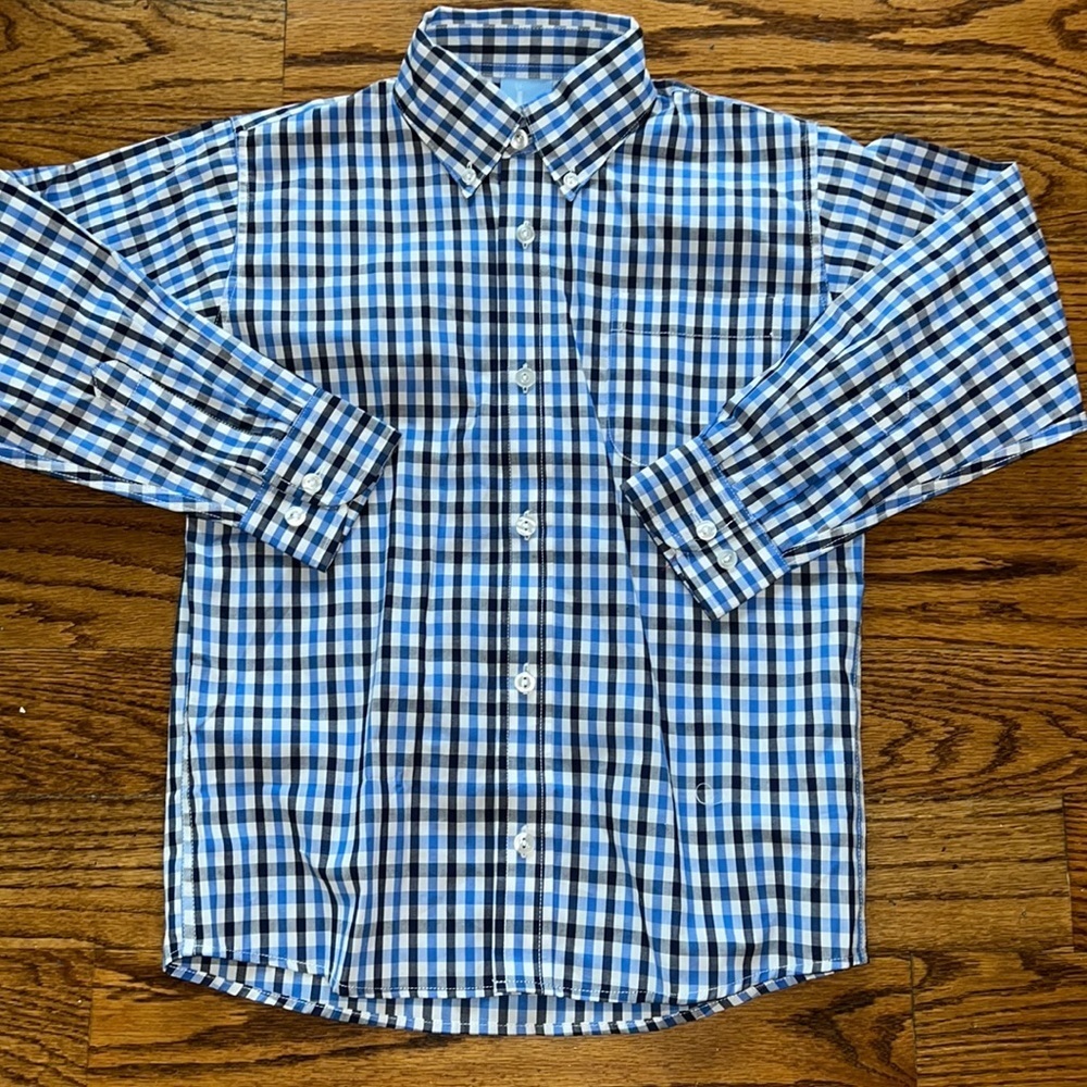 Bella Bliss boys long sleeved button down shirt blue plaid print size 7 NWOT